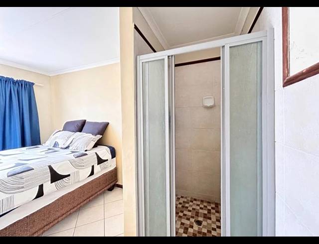 1 BEDROOM HOUSE FOR SALE IN THE ORCHARDS